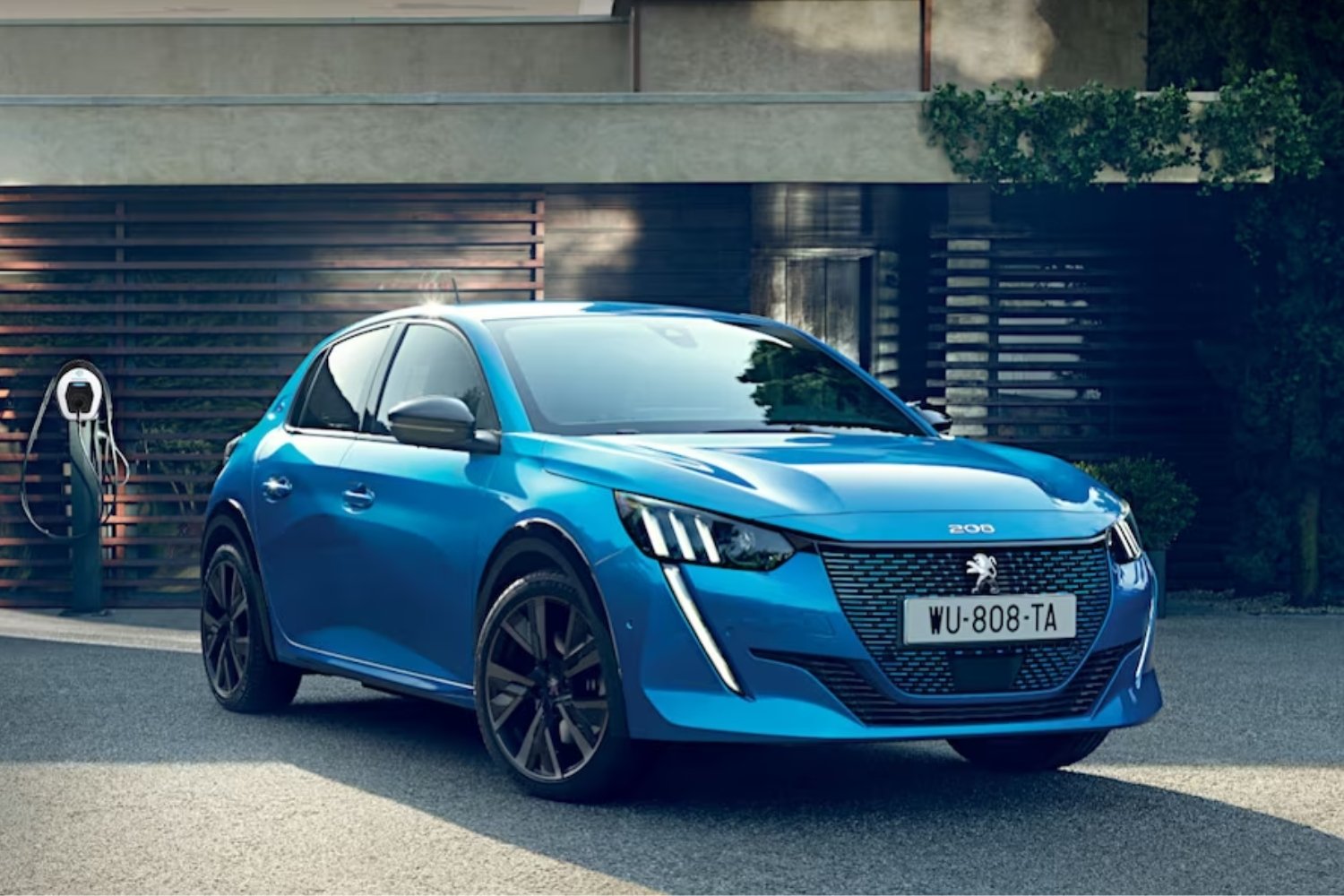 the boss of Stellantis very critical of the State