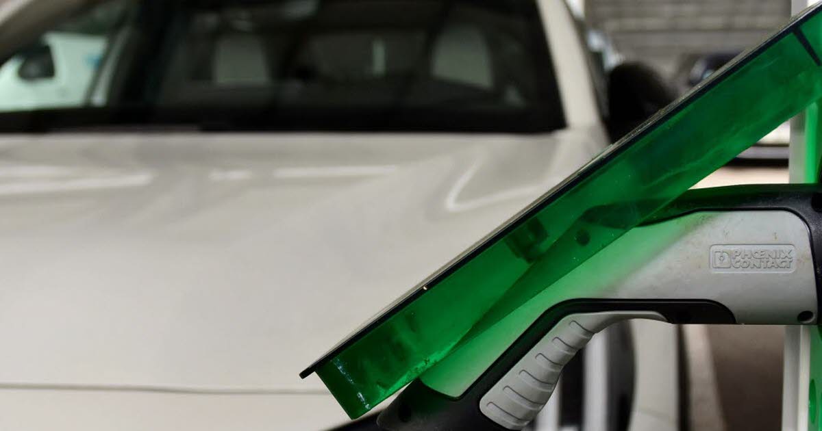 what is the best way to charge your car?